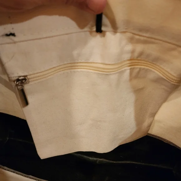 K2- NWT BeeGreen Canvas "A" Tote - Picture 3 of 6